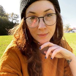 Meet your Posher, Nicole